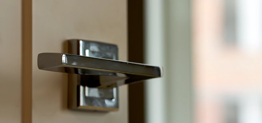 Door Lever Knob Repair in Bret Harte, California
